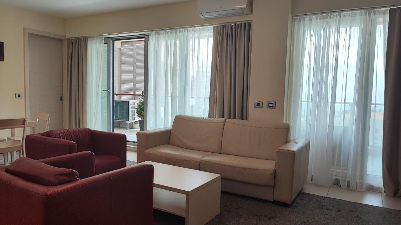 Apartment Oziris Budva